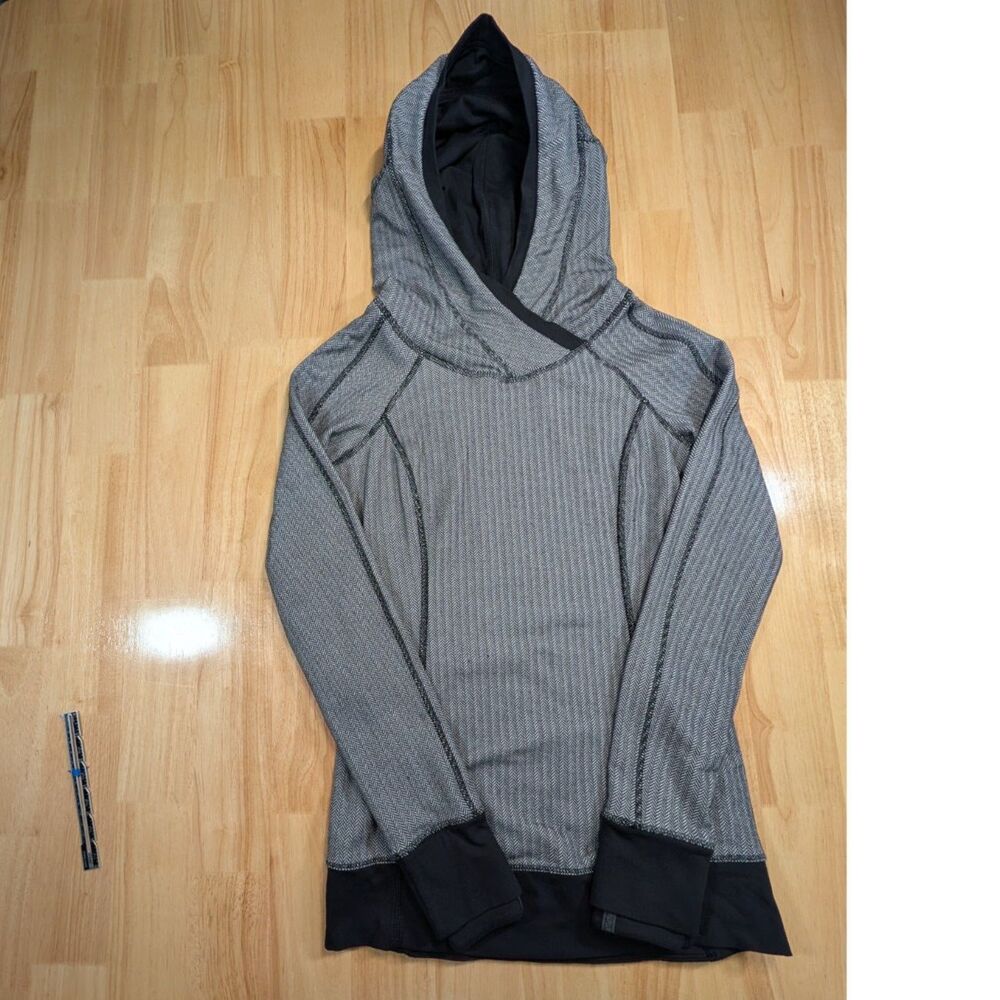 Lululemon Hoodie Womens Size 4 Gray Herringbone Athletic Pullover